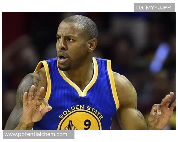 9号球衣的篮球明星们的辉煌成就与传奇故事探秘